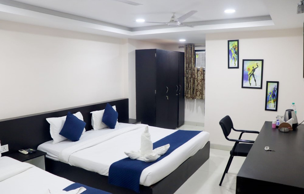 Hotel Diamond Residency